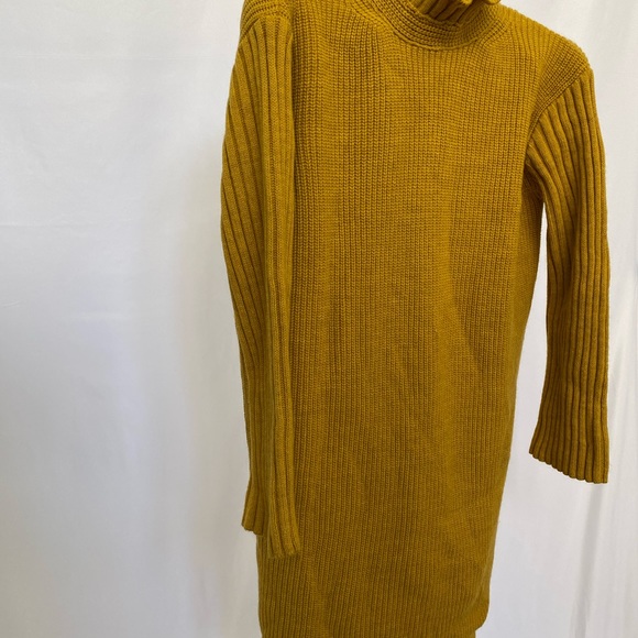 Fall yellow sweater dress - Picture 3 of 4